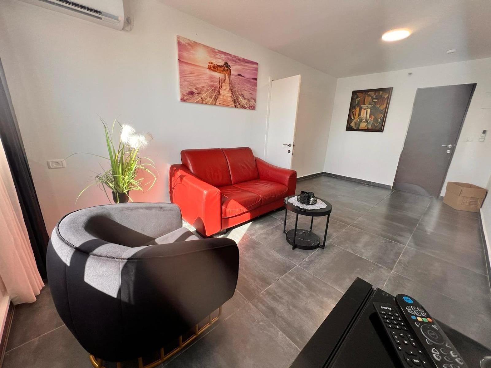 Elis Boutique Hotel Bat Yam Exterior photo