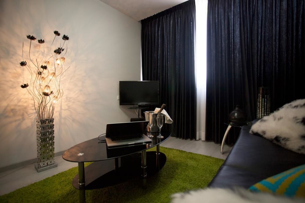Elis Boutique Hotel Bat Yam Exterior photo